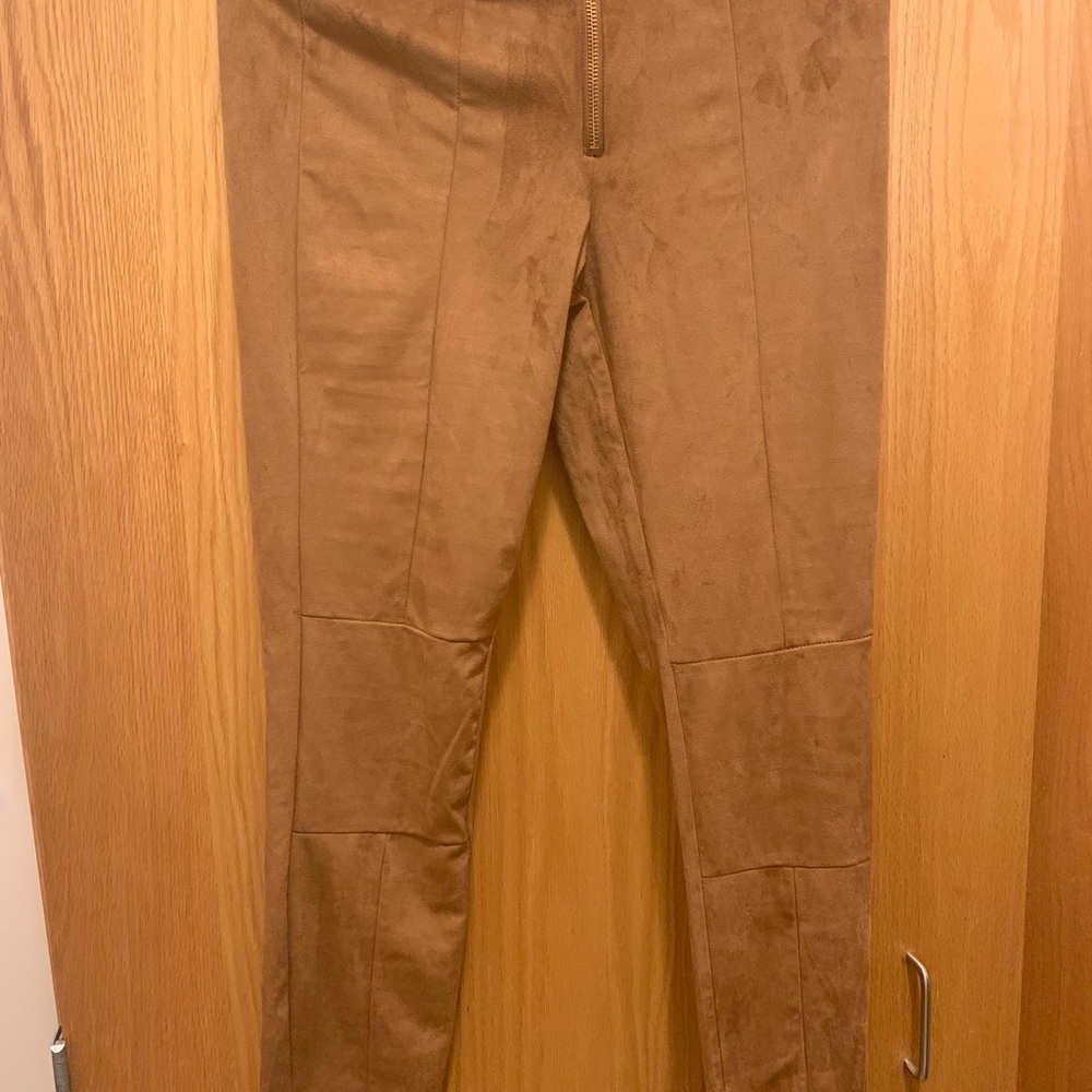 Fashion Nova tan pants!!